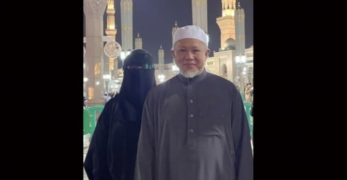 anak malaysia di masjid nabawi