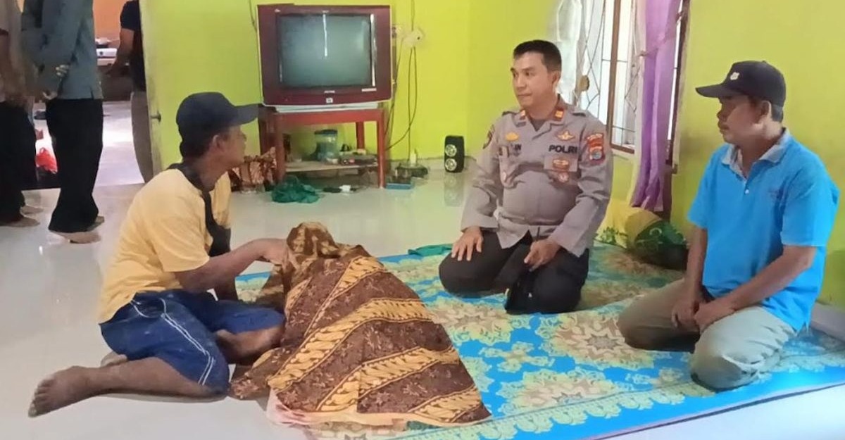 Wanita Maut Kabel mikrofon