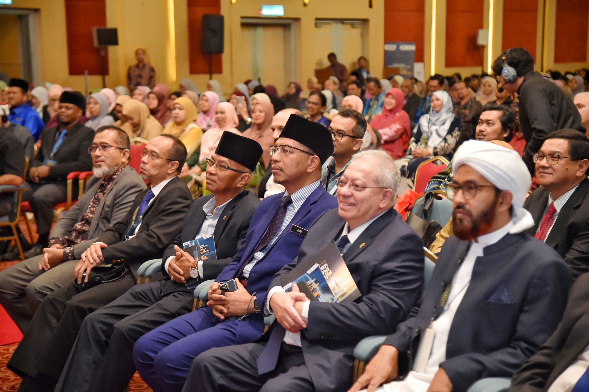 usim simposium antarabangsa malaysia madani 2024