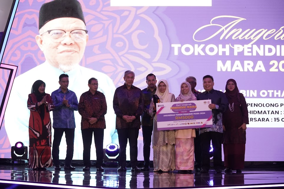 hari anugerah pendidik mara