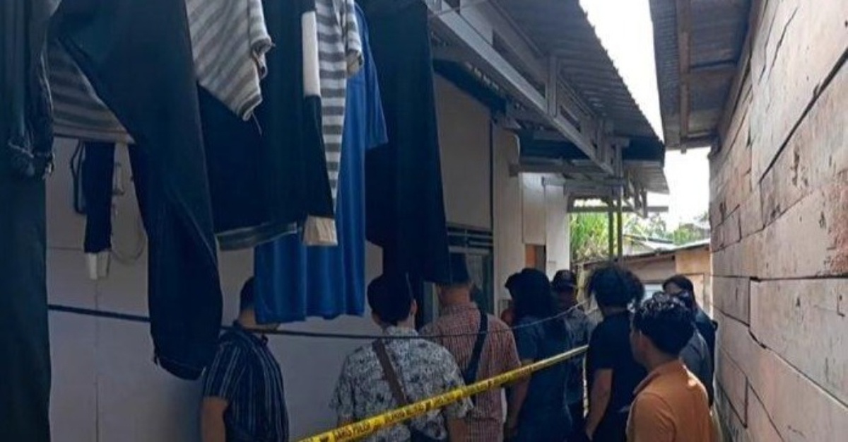 suami cekik leher isteri hamil