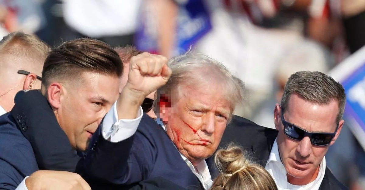 Donald Trump ditembak