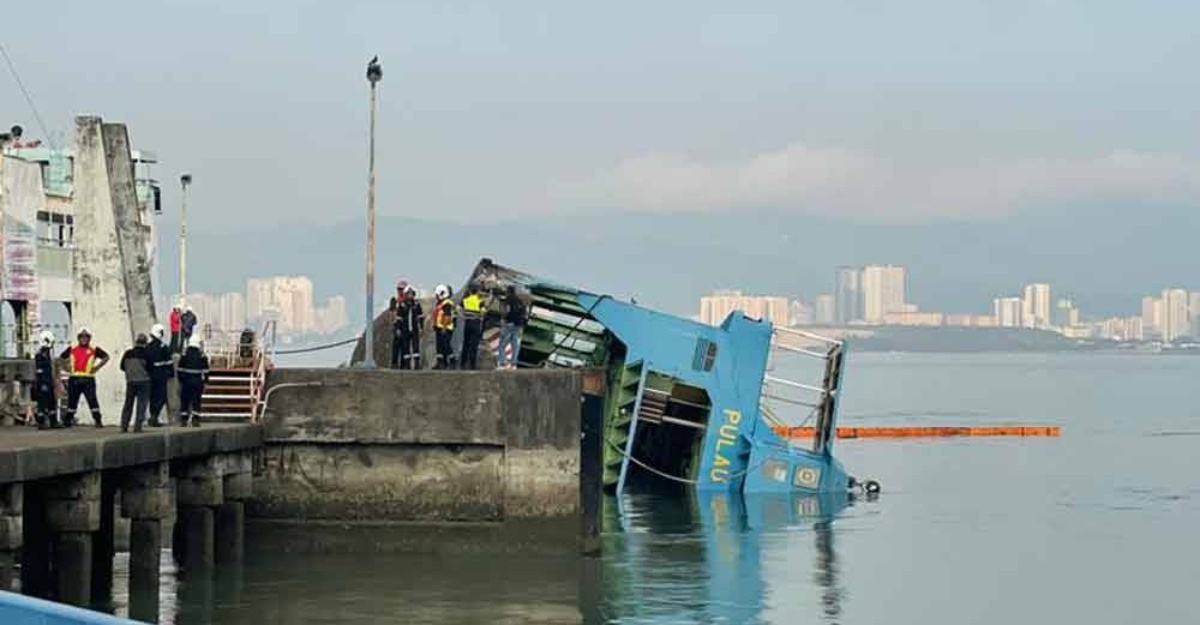 Feri Pulau Kapas Tenggelam