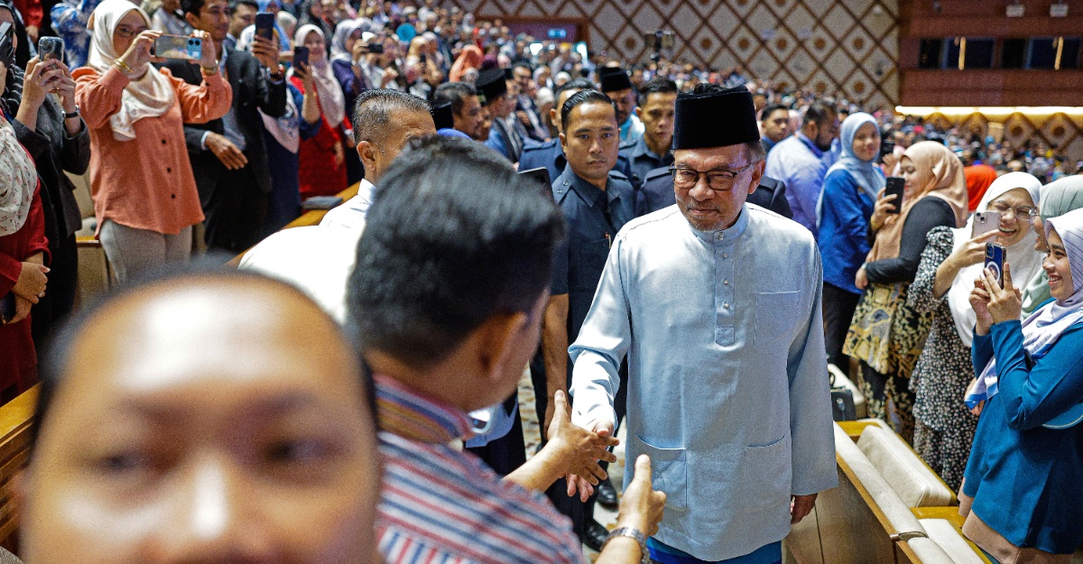 simulasi kenaikkan gaji penjawat awam