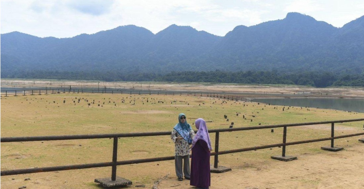 kubur lama kampung mong gajah