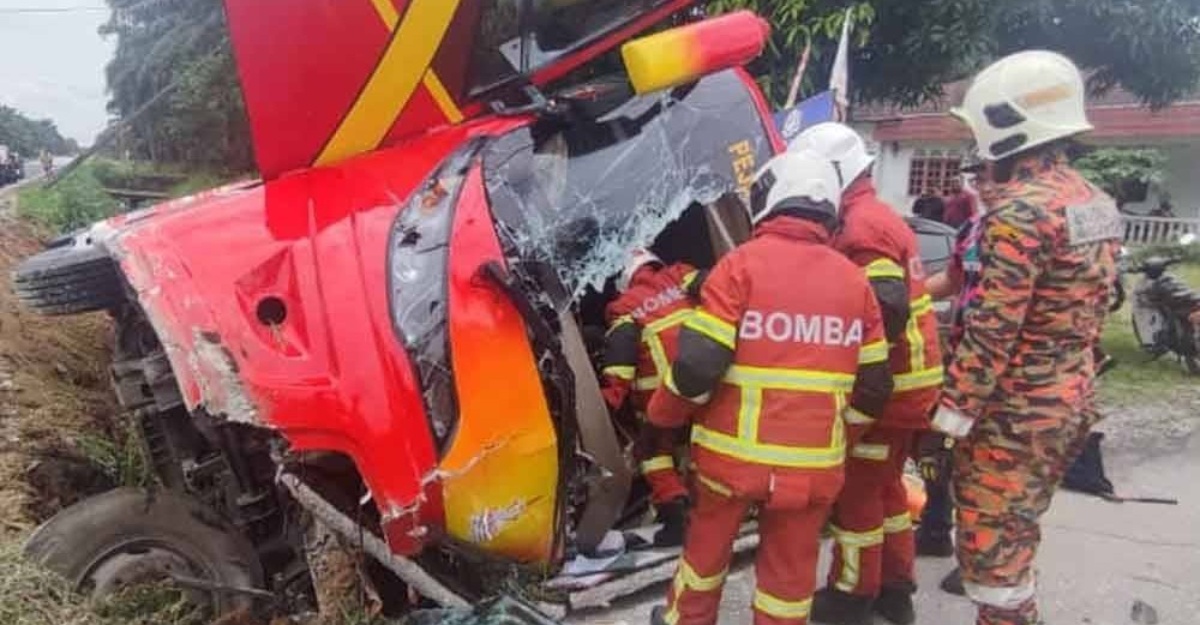 bas suk selangor terbabas parit