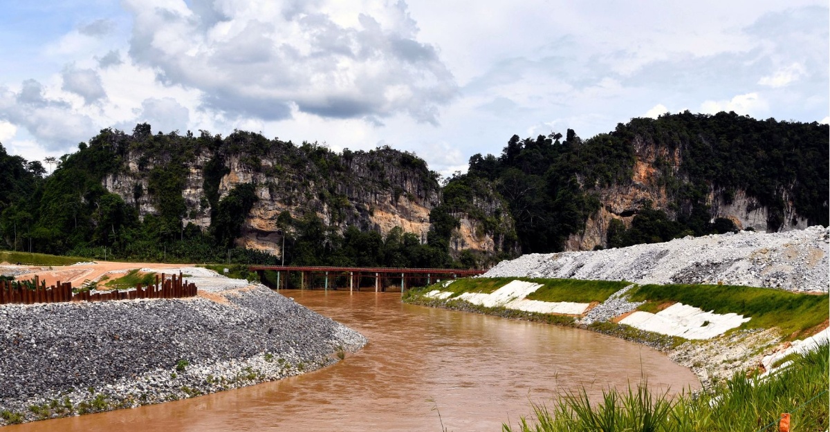 Bahan Prasejarah empangan nenggiri