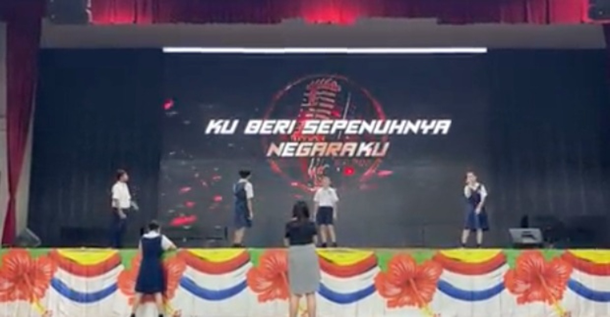 pelajar SJKC lagu patriotik