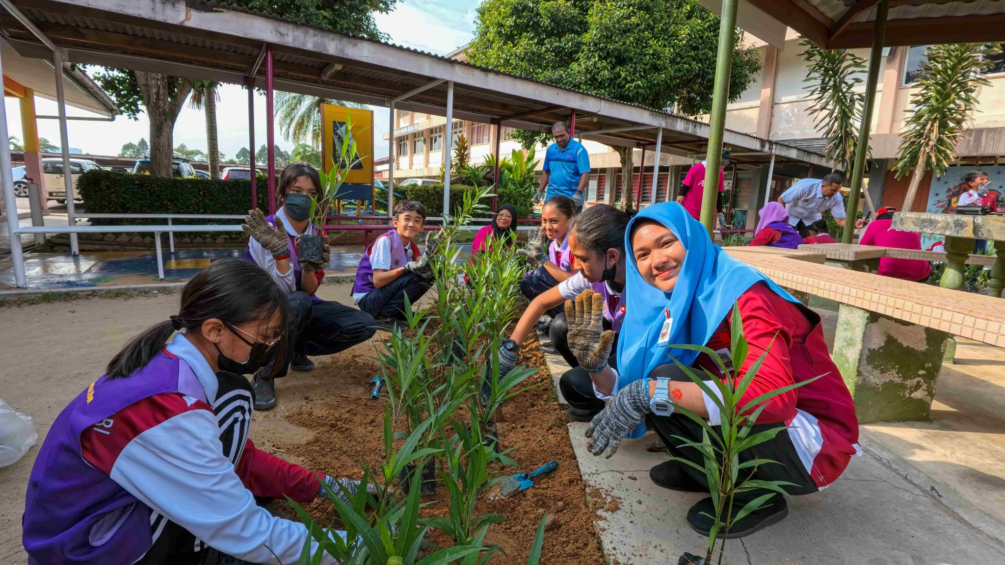 aeon penanaman pokok