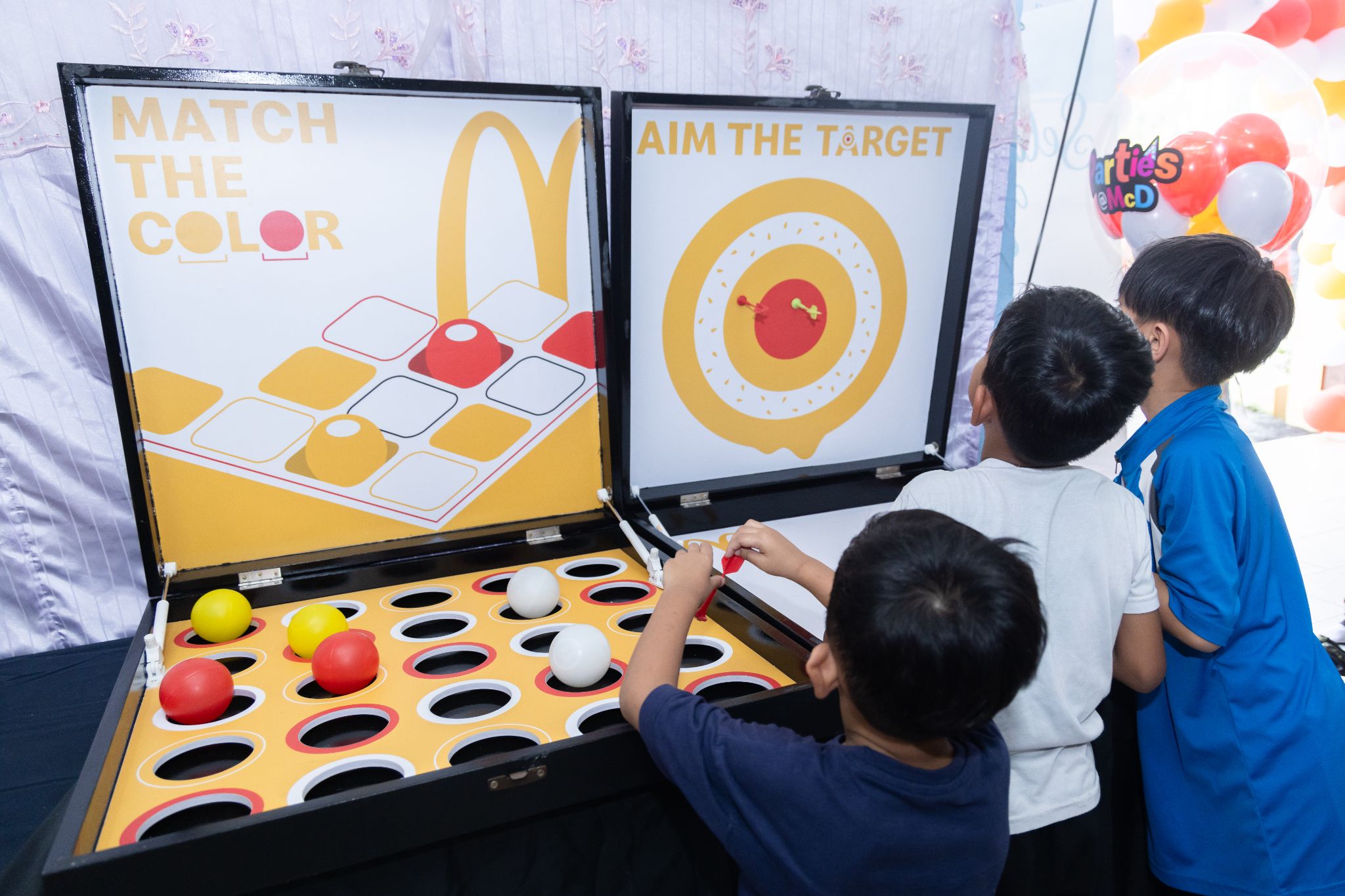 Program Bulan Komuniti merupakan sebahagian daripada Program Komuniti McDonald’s dan RMHC yang bertujuan untuk menceriakan dan memberikan impak positif kepada komuniti daripada pelbagai lapisan masyarakat.