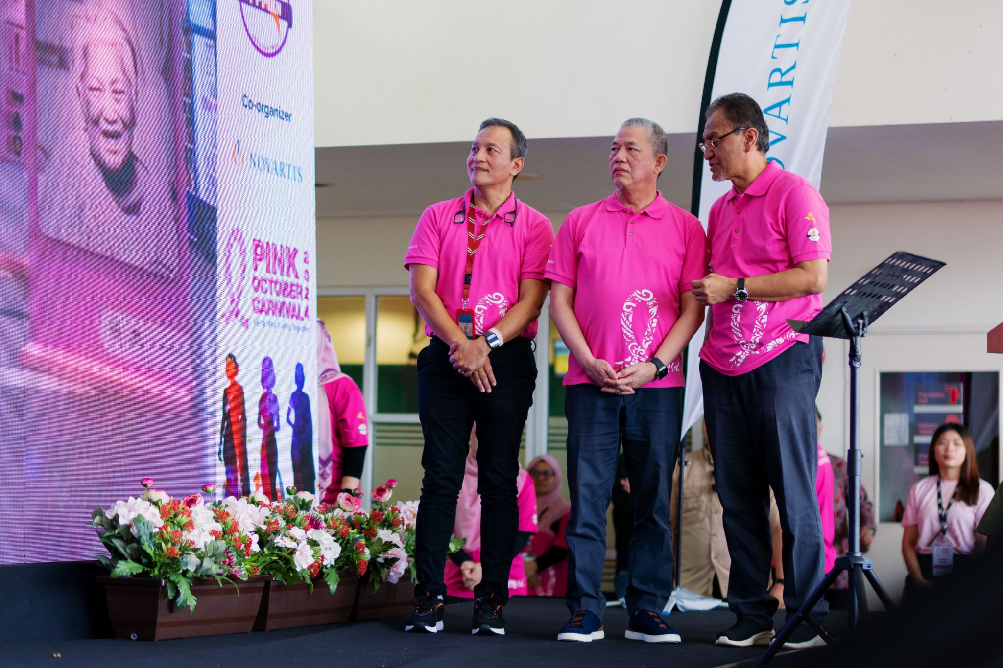 formasi reben merah jambu manusia