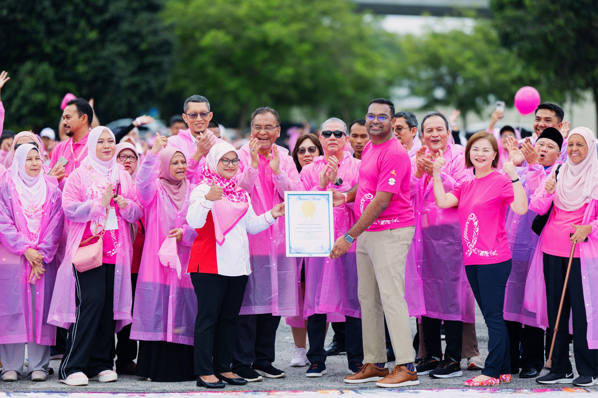 formasi reben merah jambu manusia