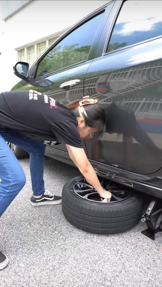Letak Tayar Spare Bawah Kereta