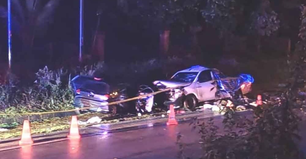 Empat beranak kemalangan