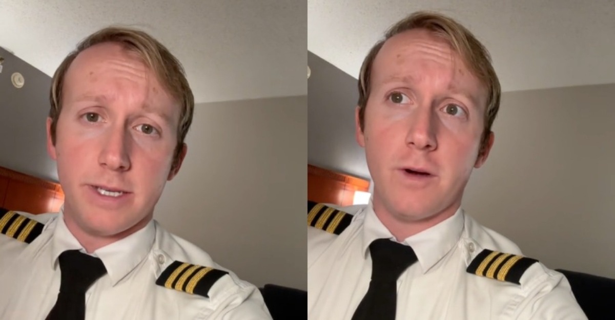 Sebab airplane mode dalam pesawat