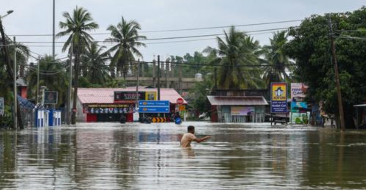 AS bantuan Mangsa Banjir Malaysia