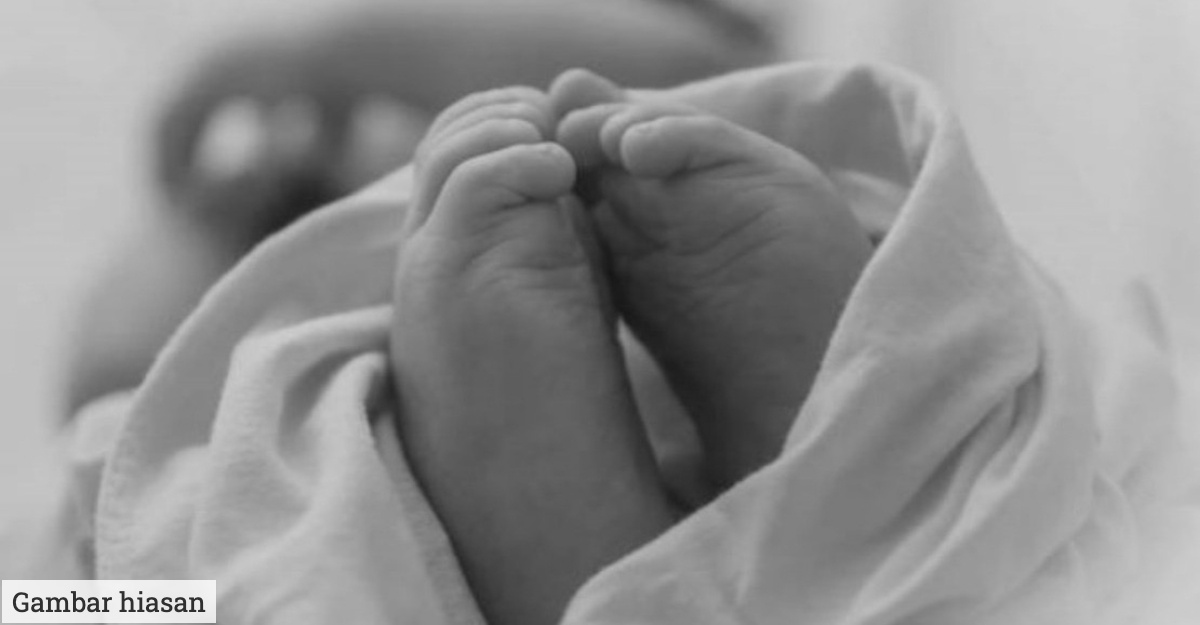 Bayi Dihempas Ke Lantai