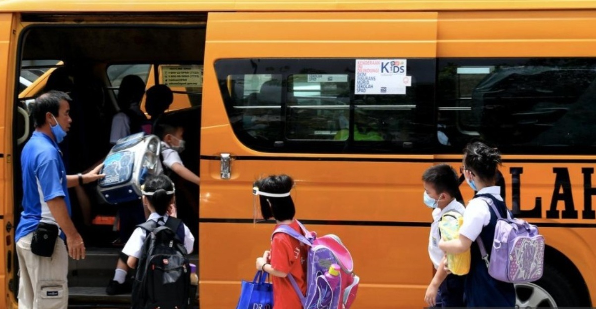 mot tambang bas sekolah