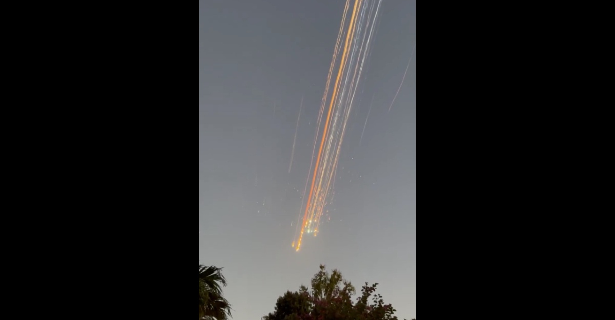 roket spacex meletup