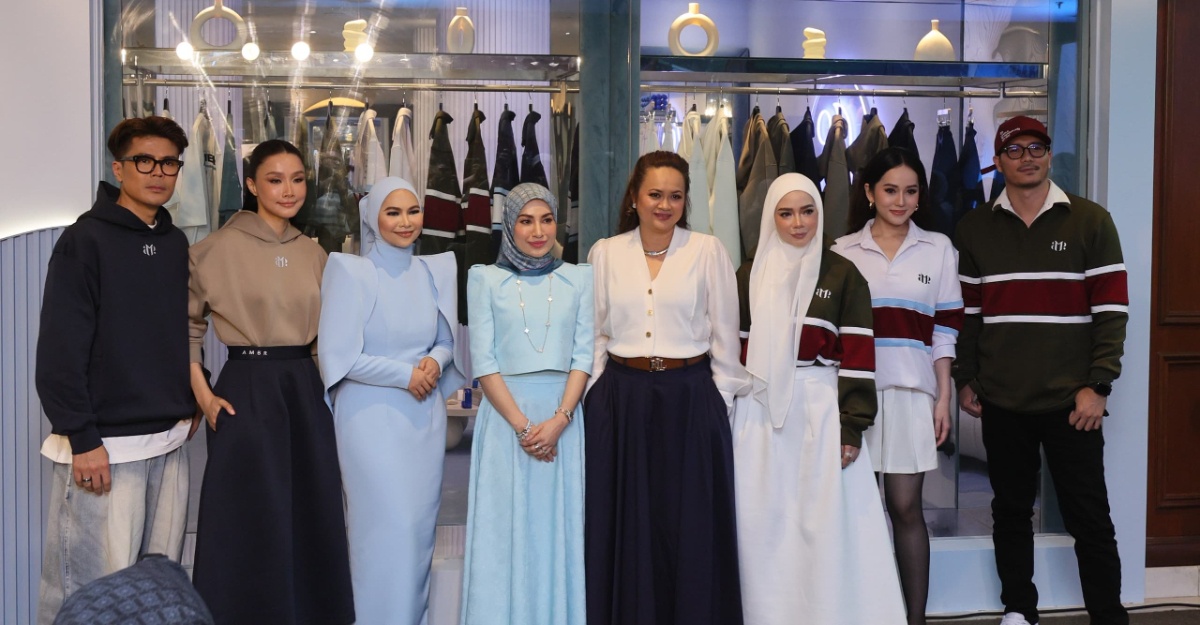 enam selebriti gred a