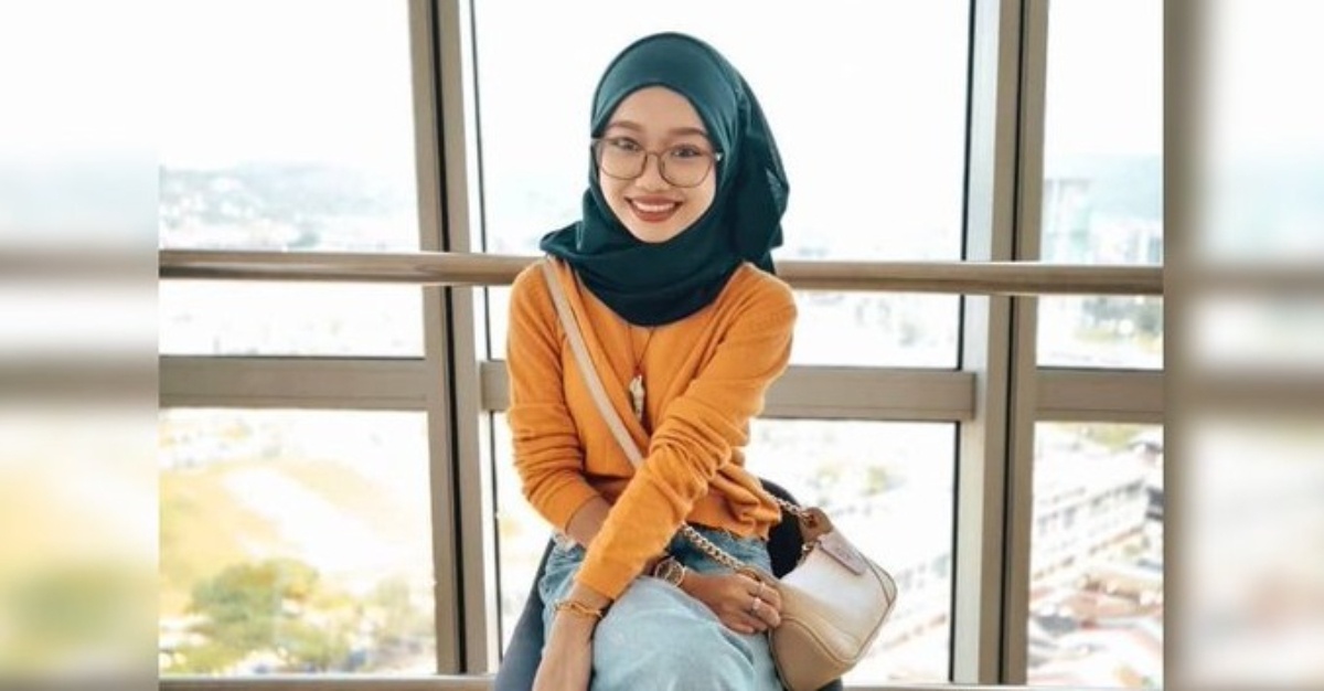 Adik Perempuan Pemain Bola Sepak