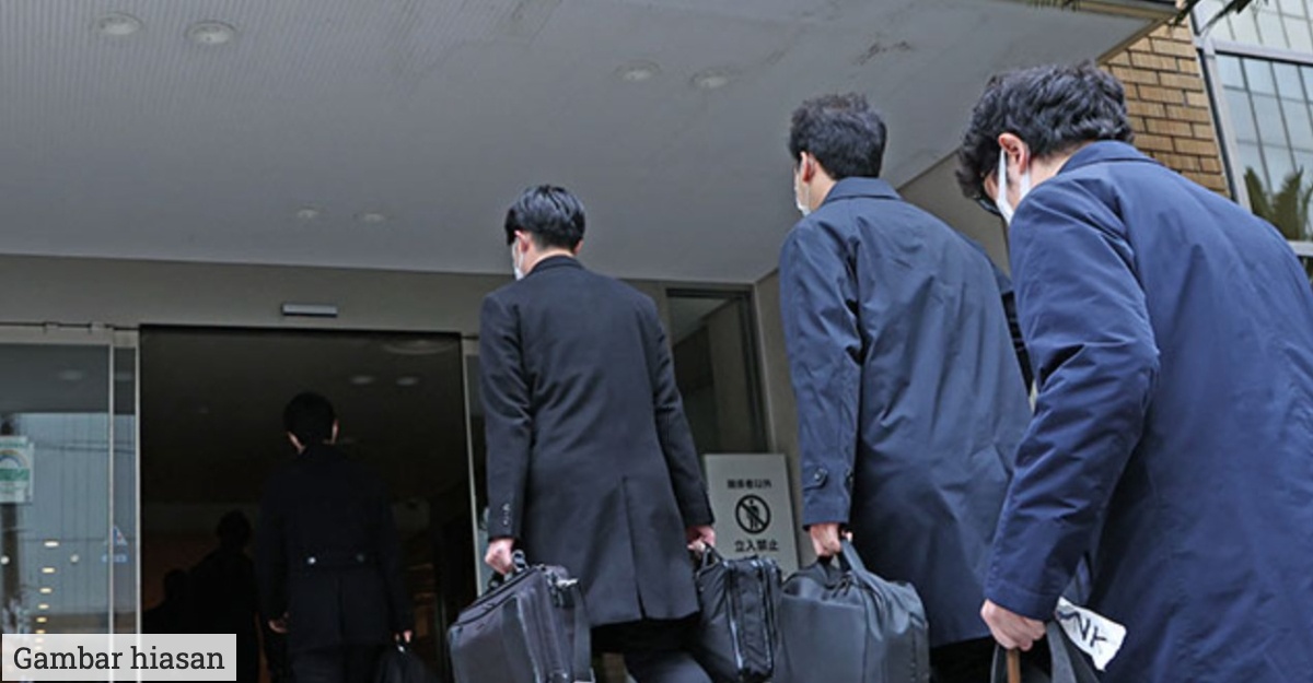 Arah Kakitangan Datang 5 Minit