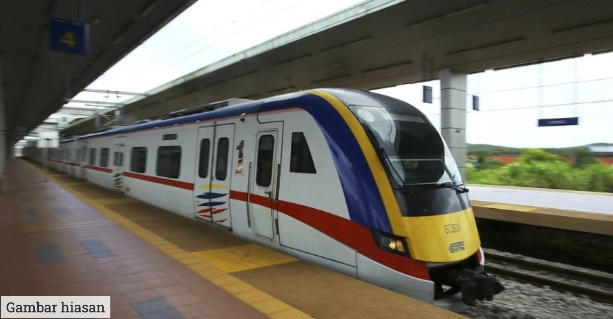 tren khas pantai timur