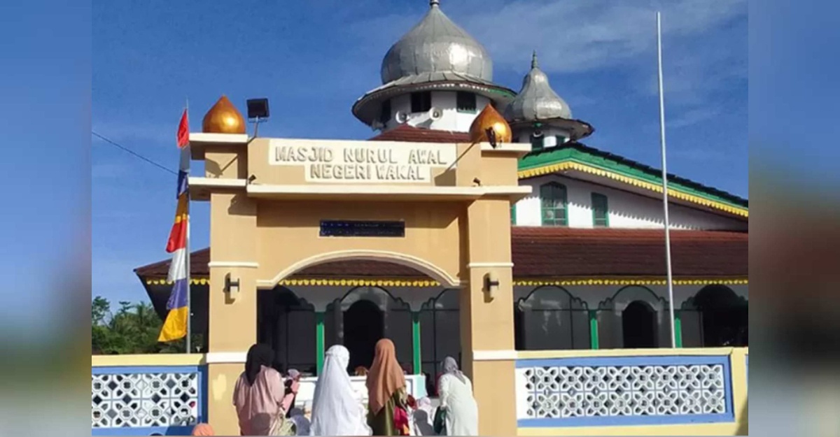 penduduk wakal maluku Sambut Aidilfitri