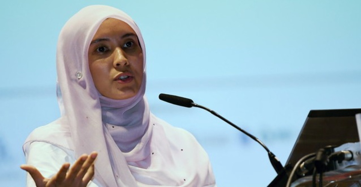 izzah individu berpengaruh