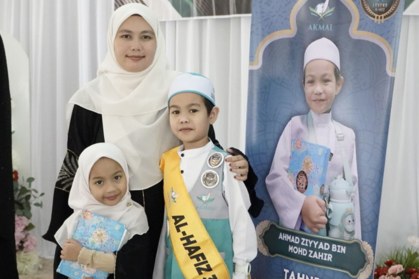 Hafiz Cilik Ahmad Ziyyad Hafaz 30 Juzuk