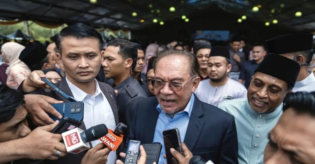 pkr rombak kabinet