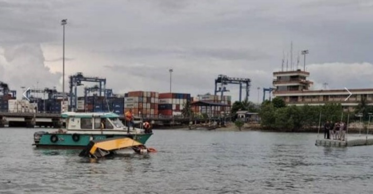 tiga maut bot terbalik tanjung harapan