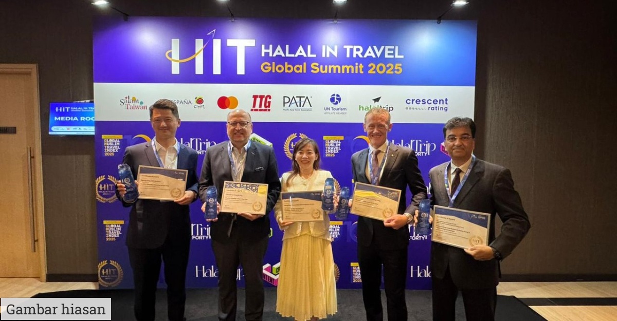 Dari kiri ke kanan: James Tung, Pengarah Urusan, Ngong Ping 360 Limited; Alexander Wassermann, Ketua, Hotel & Pangsapuri Servis, Kumpulan Miramar; Liew Chian Jia, Pengarah Serantau Asia Tenggara, Lembaga Pelancongan Hong Kong (HKTB); Mark Bannon, Pengarah Operasi, Kowloon Shangri-La dan Abdul Rehman Ansari, Pemegang Amanah, The Incorporated Trustees of the Islamic Community Fund of Hong Kong