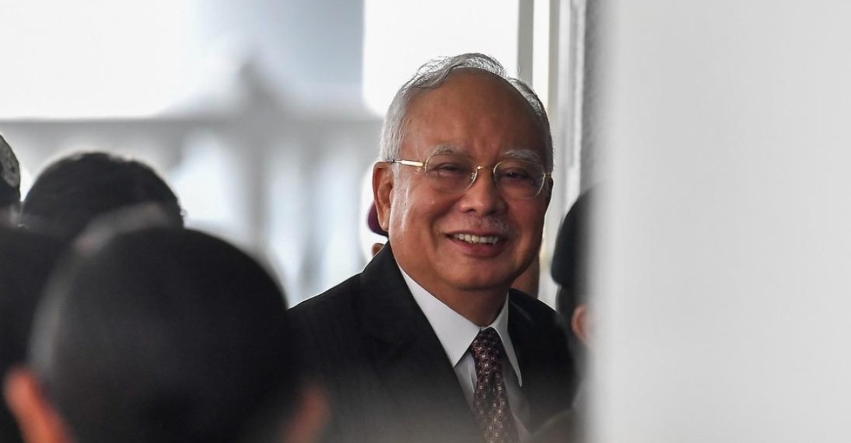 tahanan rumah najib perlembagaan
