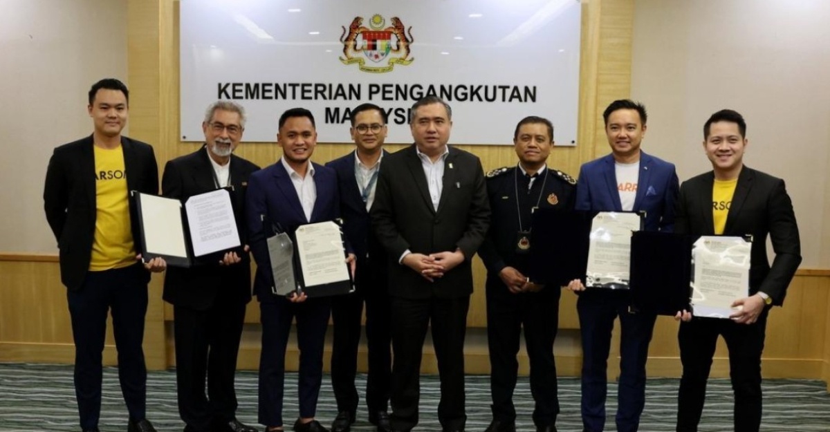 Syarikat tukar hak milik kenderaan