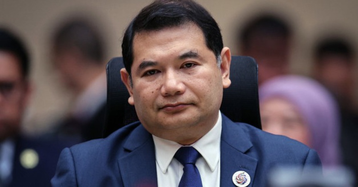 anak rafizi diserang