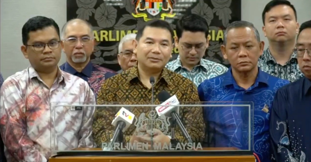ugutan isteri rafizi