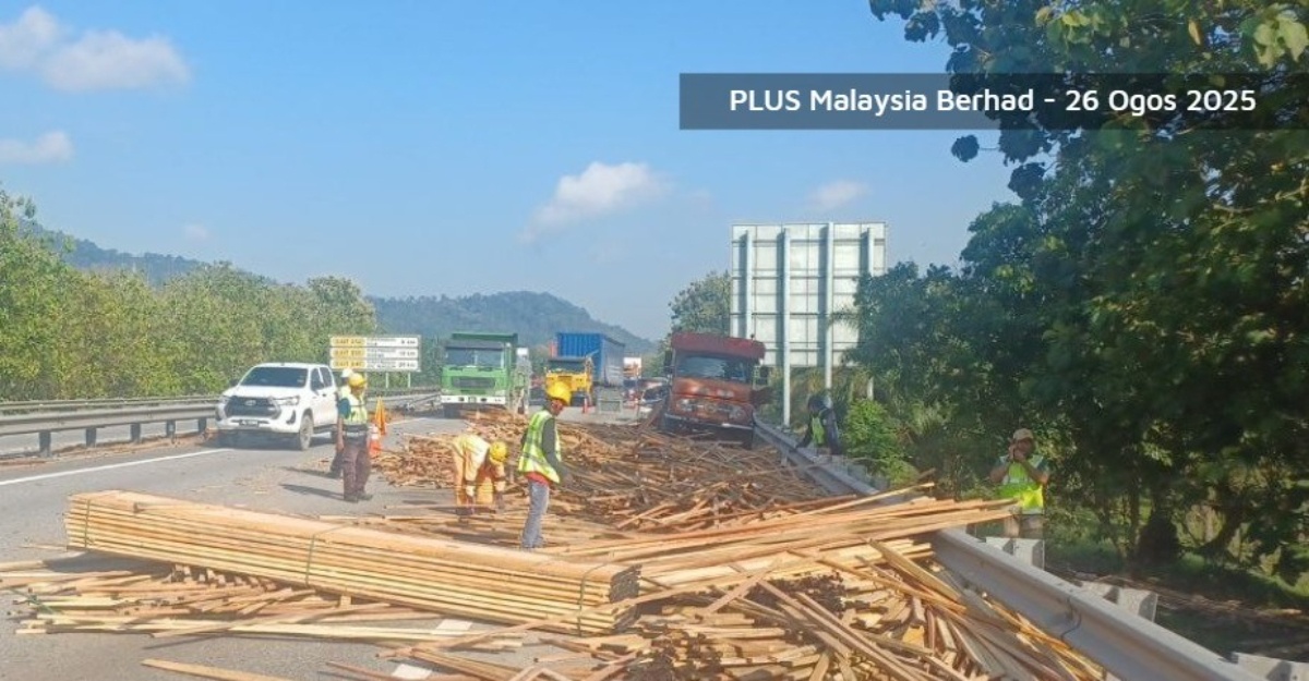 trafik sesak PLUS
