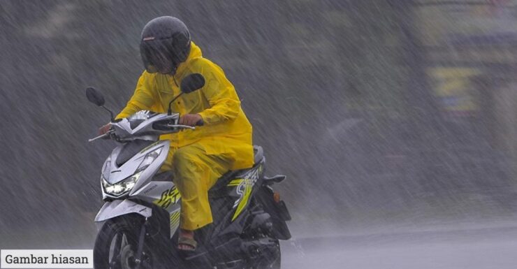 Amaran Hujan Lebat Di 4 Negeri