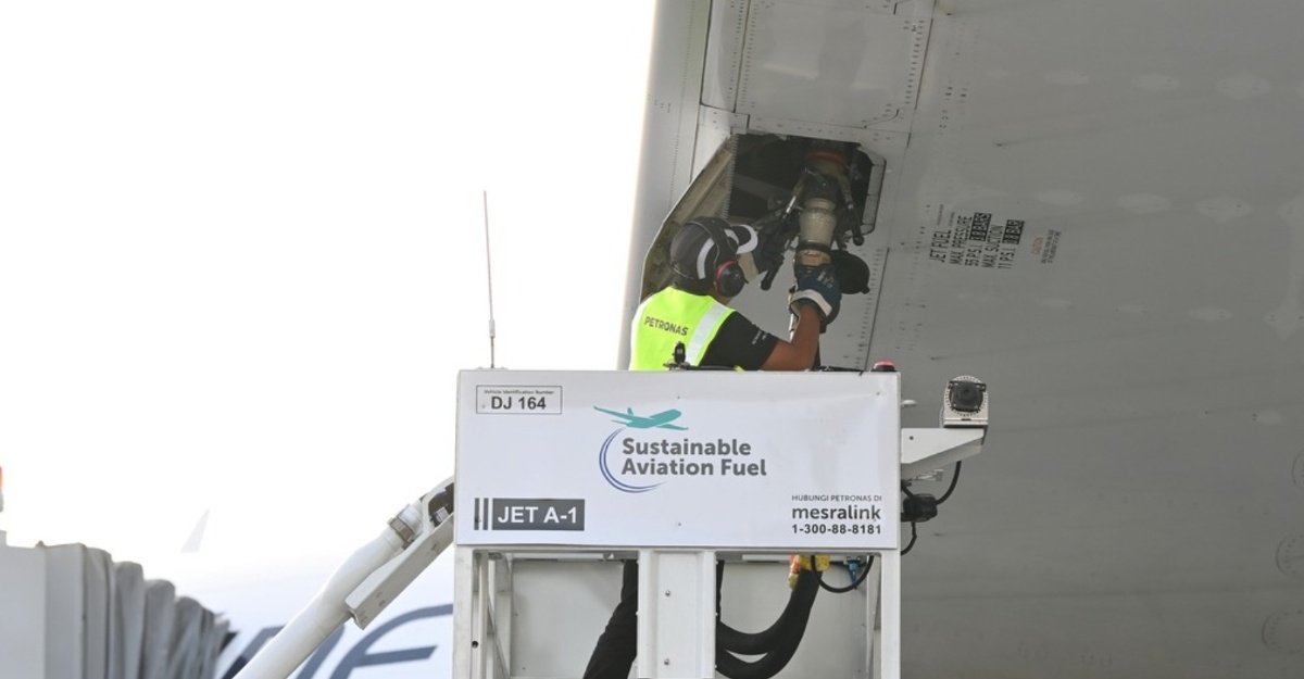 Petronas Hantar Bahan Api Mampan