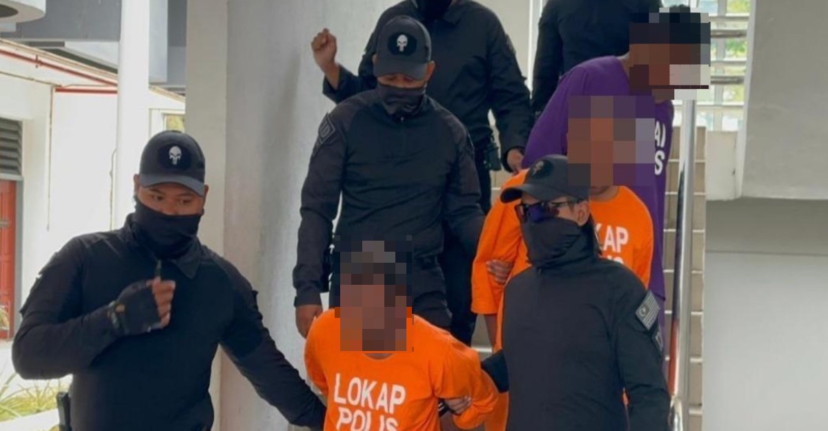 Juru reman lelaki warga asing disambung