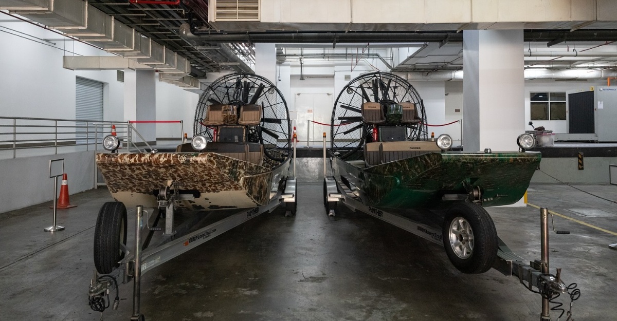 airboat peribadi agong