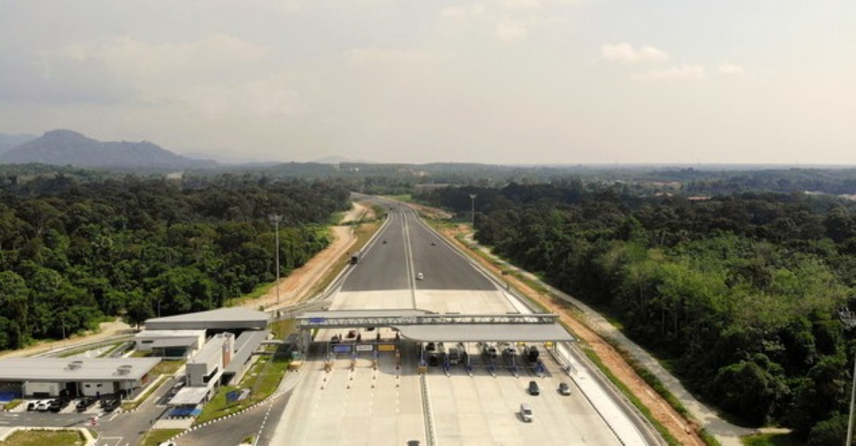 melaka enam plaza tol